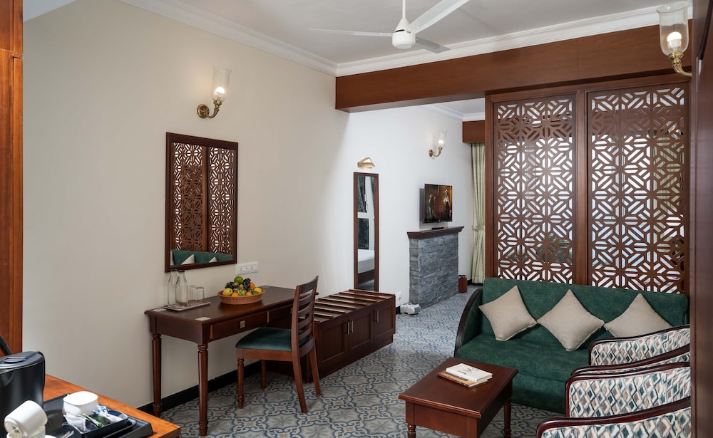Royal Suite - Photo 3