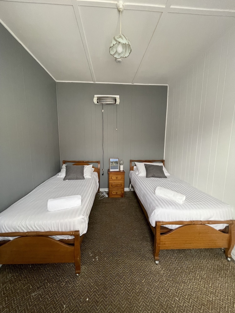 Family Quadruple Room, Multiple Beds, Non Smoking, Refrigerator & Microwave photo 2