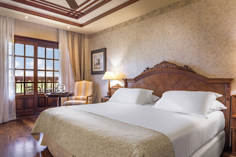 Suite, Vista al Golf (3 adultos)