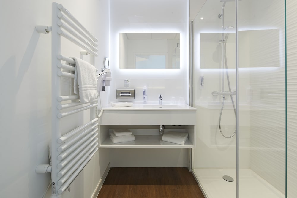 Executive Room - Photo 3