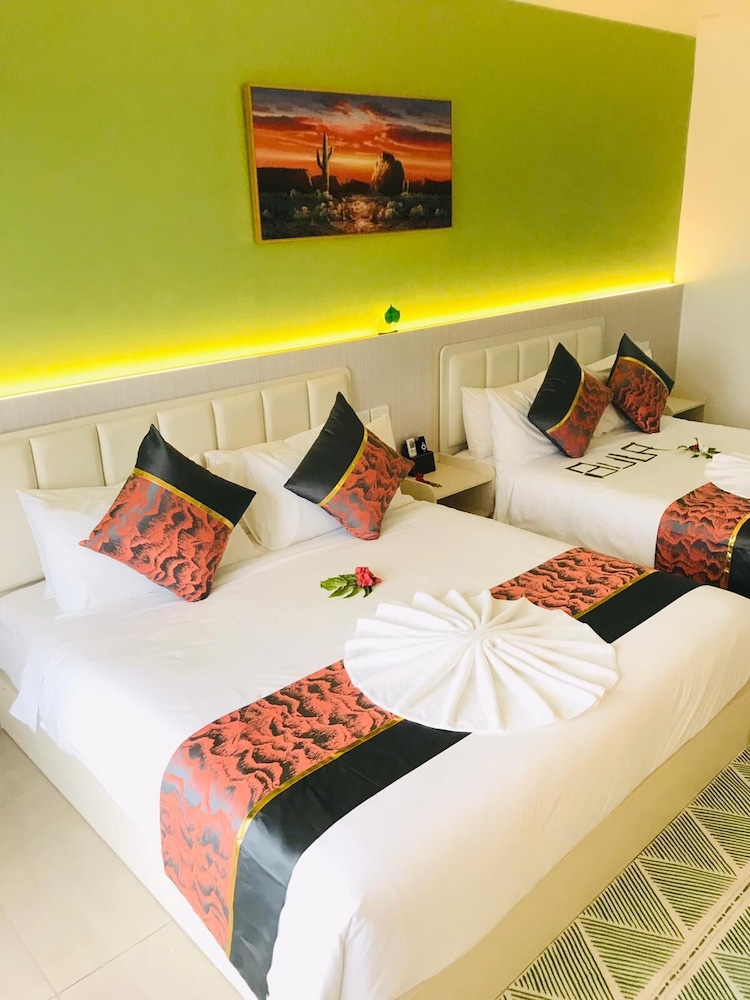Deluxe Room, Balcony, River View photo 1