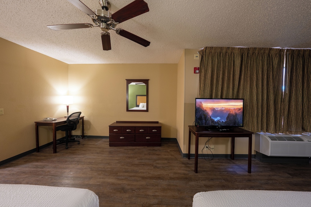Basic Double Room photo 3