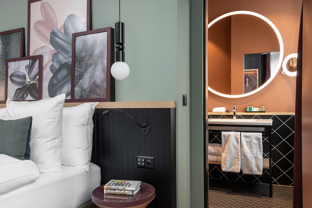 Superior Double Room (Twin or King) - Photo 2