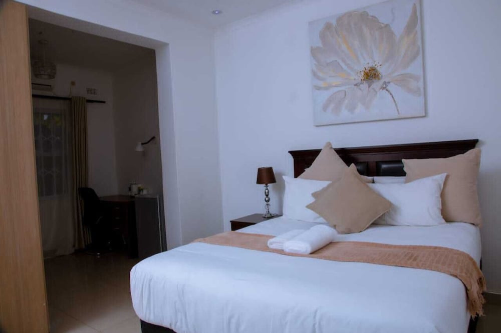 Basic Double Room photo 1