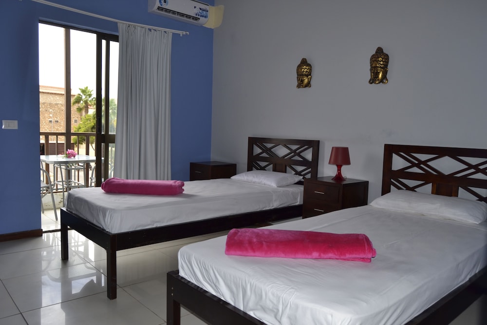 Deluxe 2 Bedroom Sea View 1