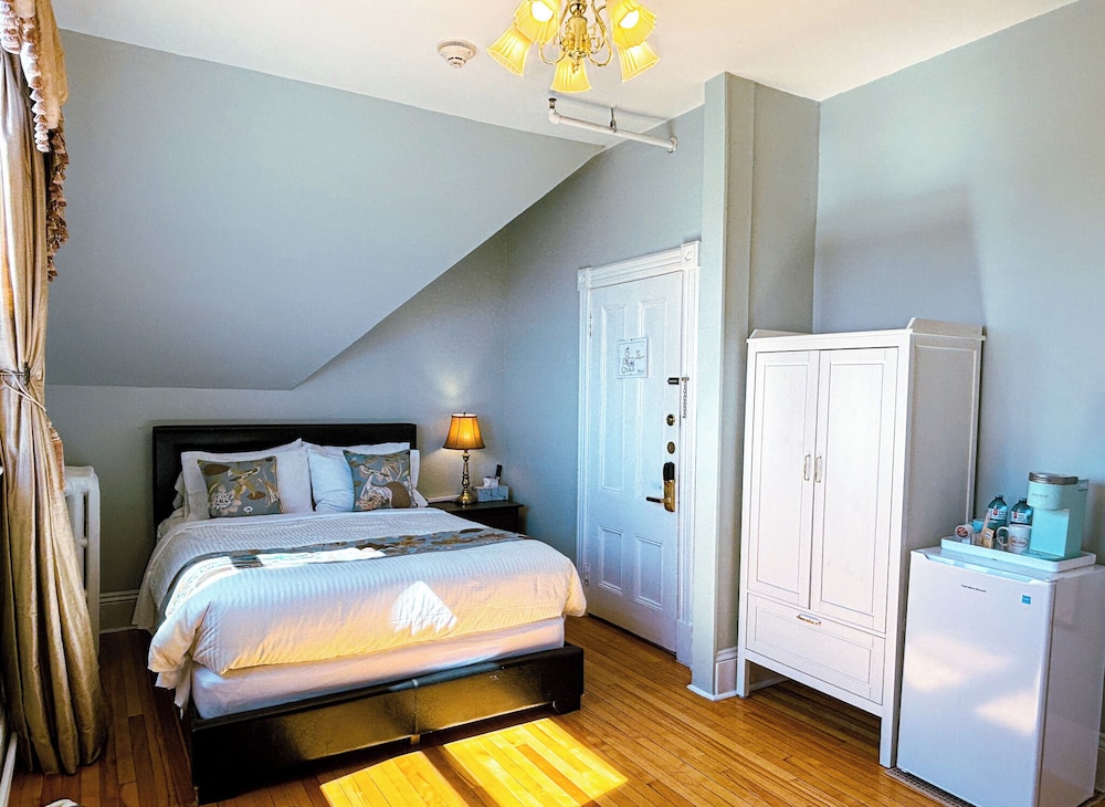 The Captains Quarters-On 3rd floor photo 3