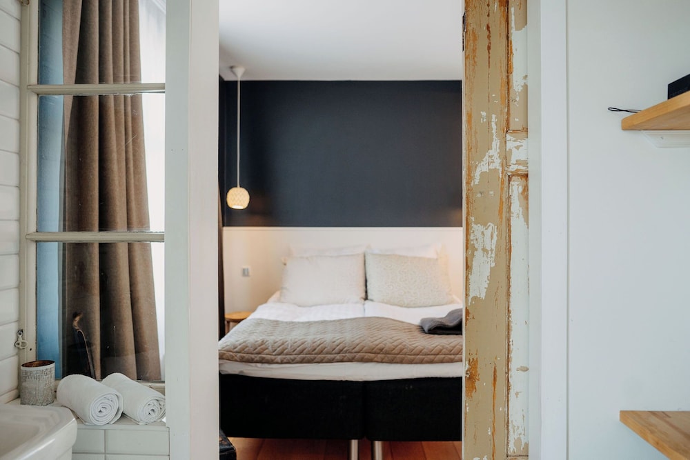 Comfort Double Room, 1 Queen Bed, Bathtub photo 1