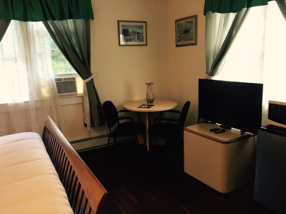 Superior Room, 1 King Bed photo 2