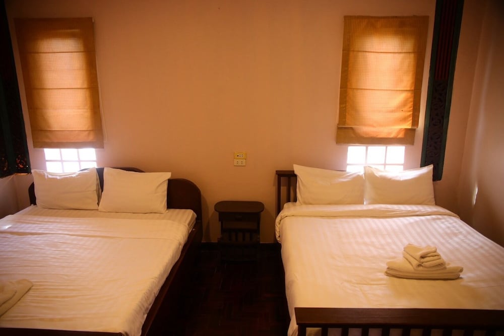 Family Room, 1 Bedroom, Non Smoking, Pool View