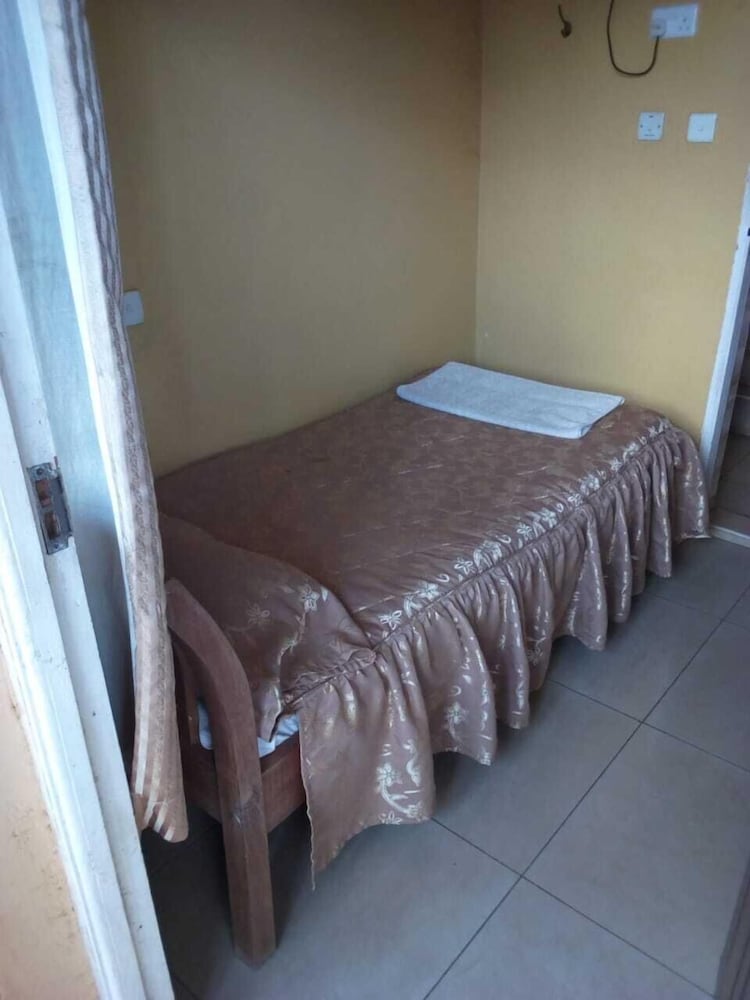 Single Room photo 1