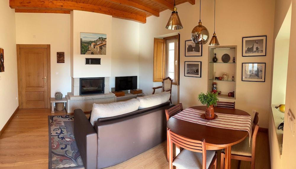 Basic Apartment, 2 Bedrooms photo 2