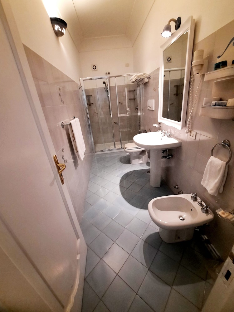 Standard Double Room, City View, NO SEA VIEW photo 3