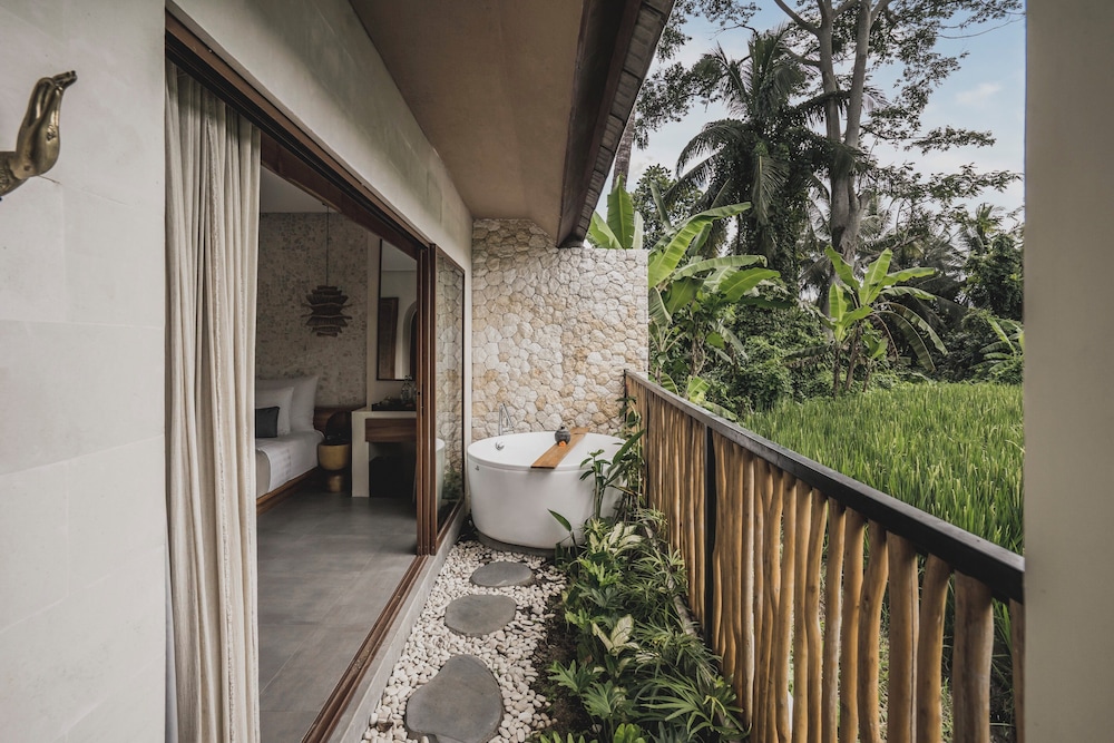 Ubud Room with Free Benefit - Photo 9