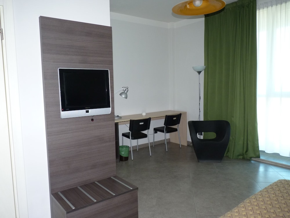 Standard Double Room photo 2
