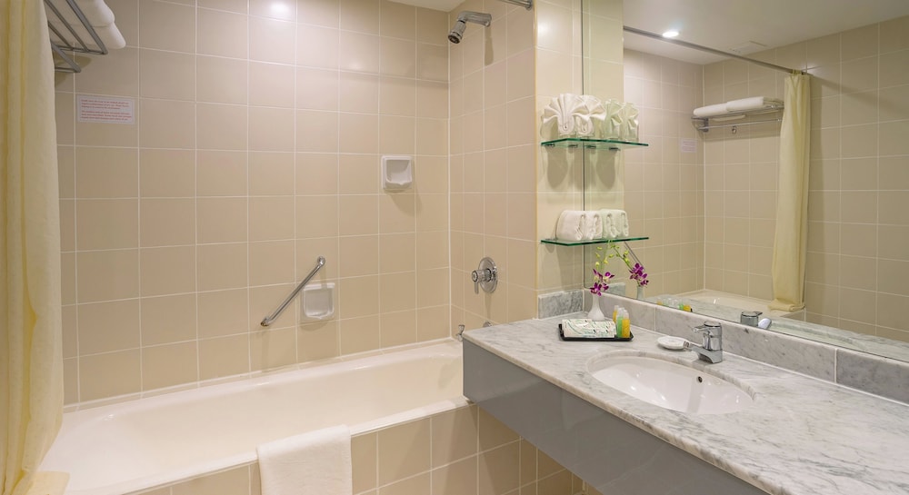 Premier Room, 2 Twin Beds, Club Lounge Access, Sea View photo 2