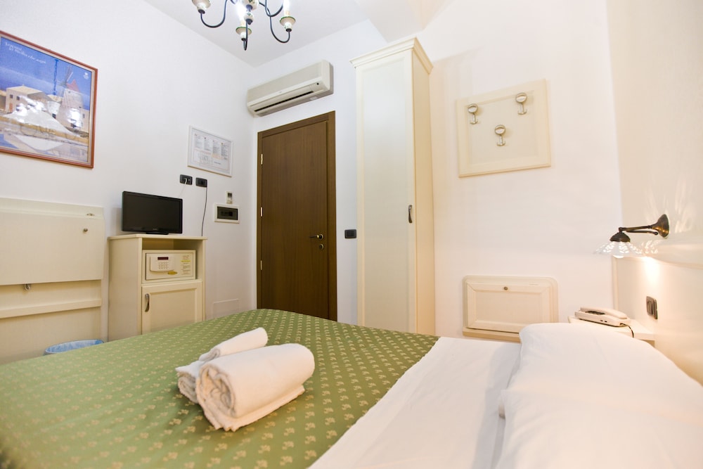 Double Room Single Use