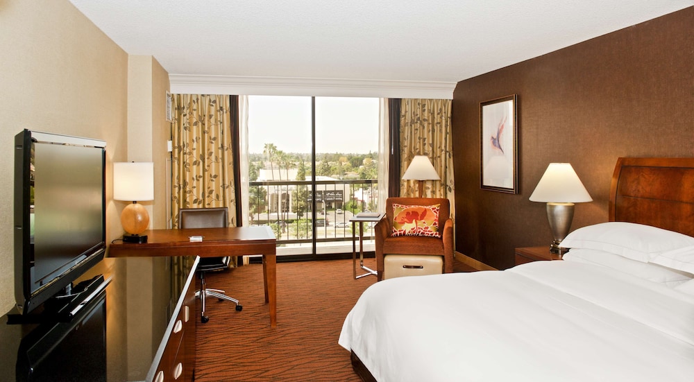 Suite, 1 Bedroom, Accessible, Bathtub photo 2