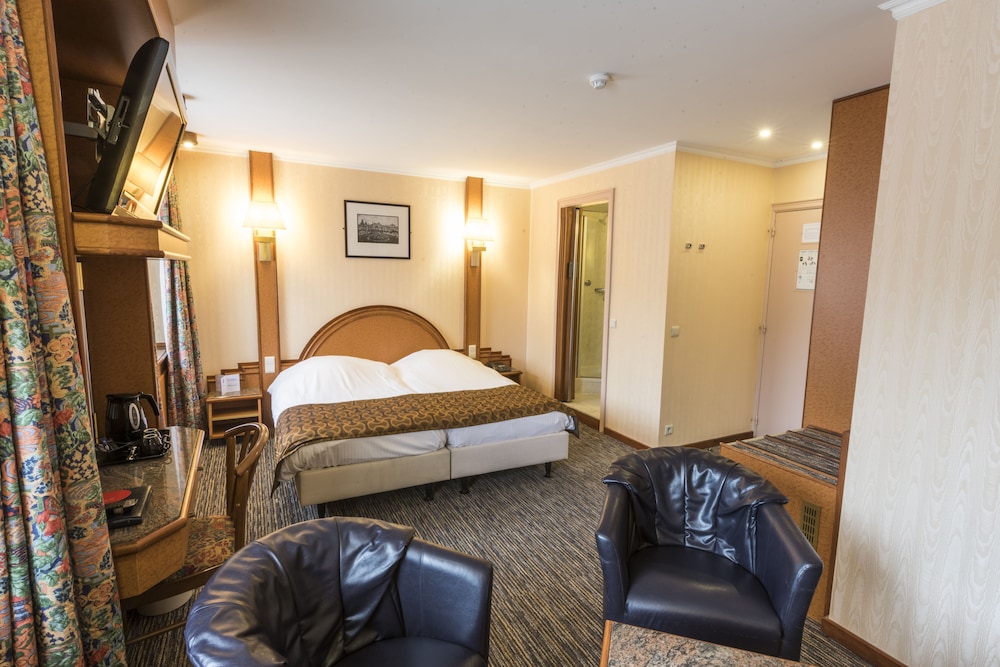 Classic Double Room Single Use photo 2