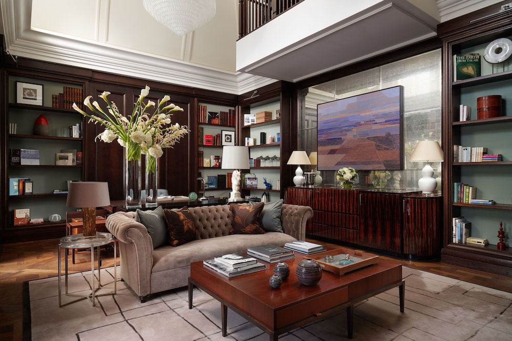 Penthouse (The Writer's Penthouse)
