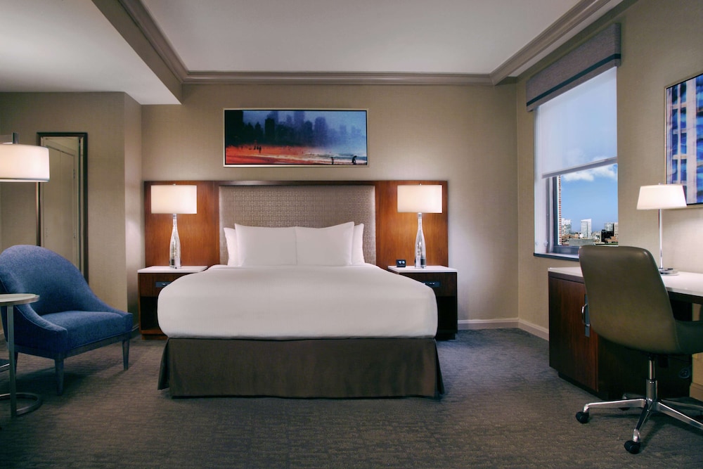 Luxury Suite, 3 Bedrooms thumbnail 5
