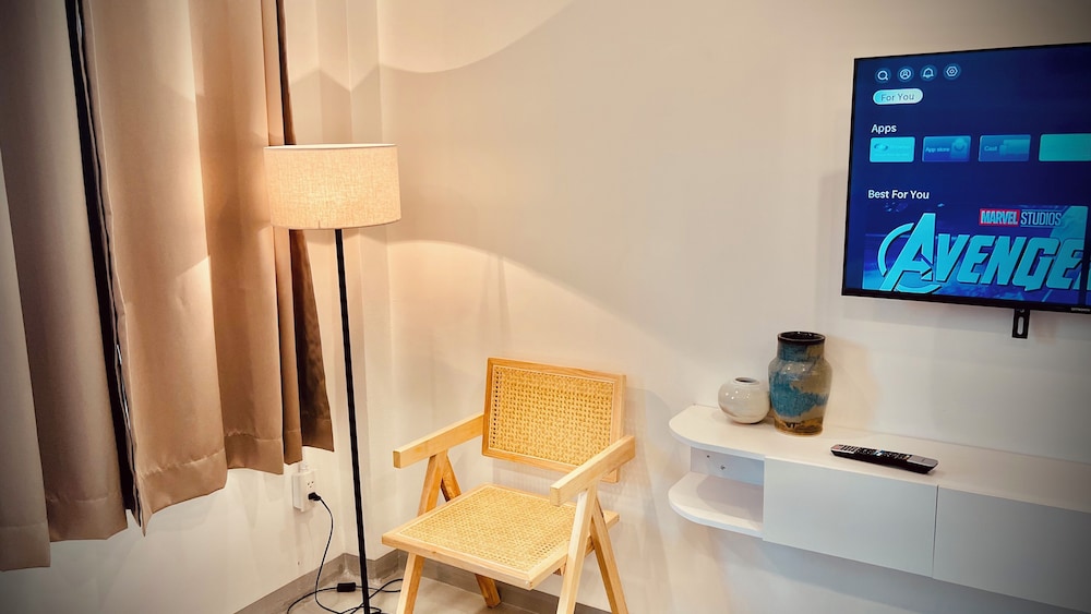 Deluxe Double or Twin Room, City View photo 2
