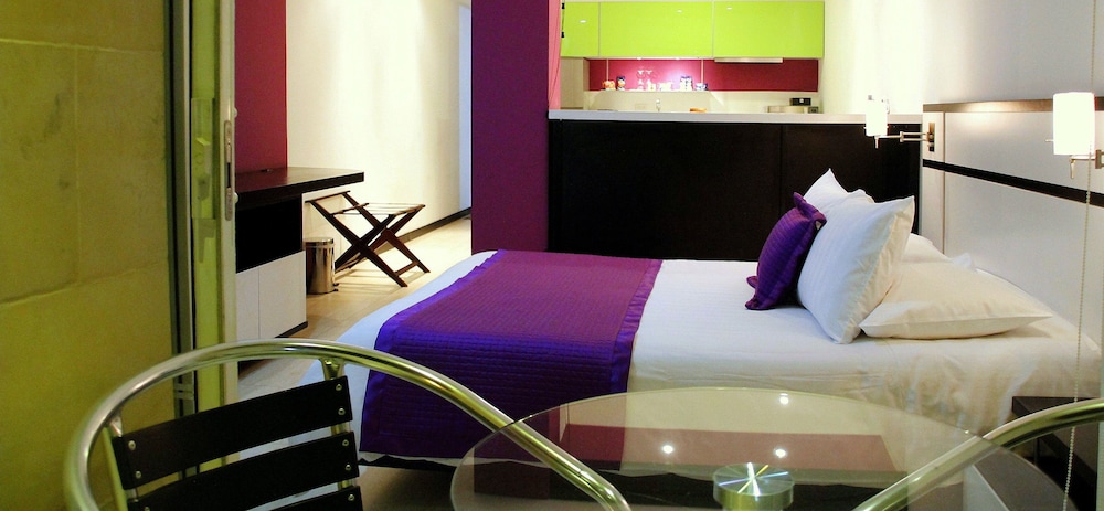 Superior Double or Twin Room, 1 Queen Bed with Sofa bed photo 3