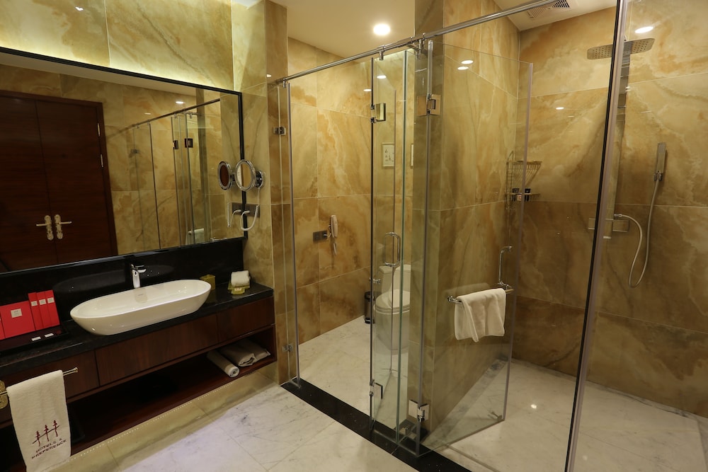 Club Deluxe Room (10th floor) photo 3