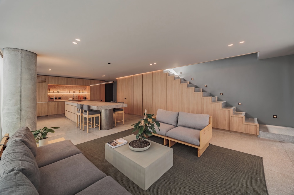 Luxury Penthouse, 2 Bedrooms, Hot Tub