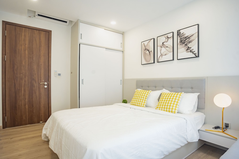 Premier Apartment
