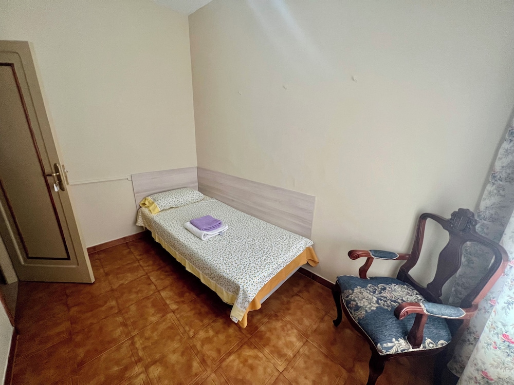 Habitación Económica Individual, con vista a la ciudad