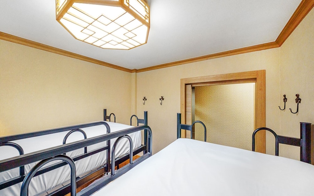 Room (201 4 Male Domitory)