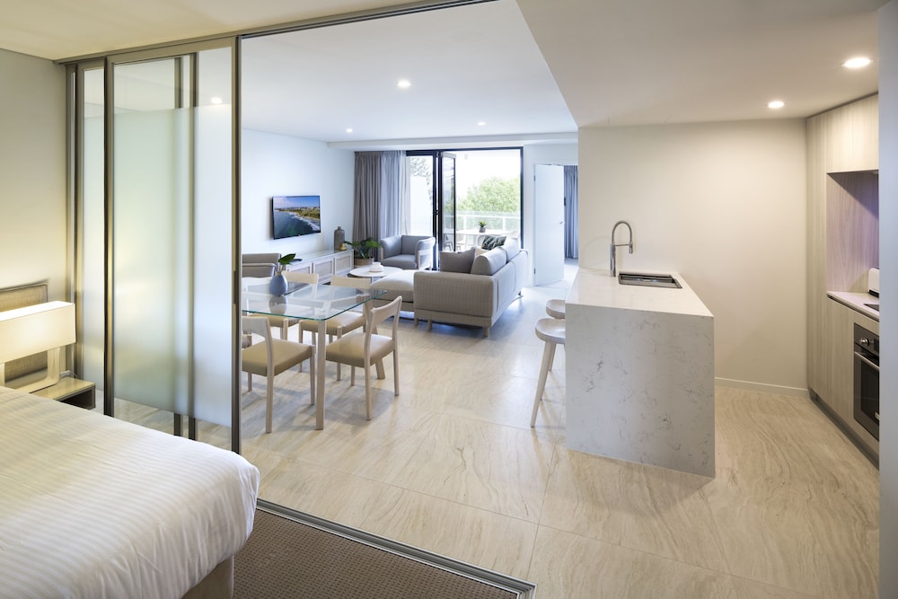 Two Bedroom Ocean View photo 3