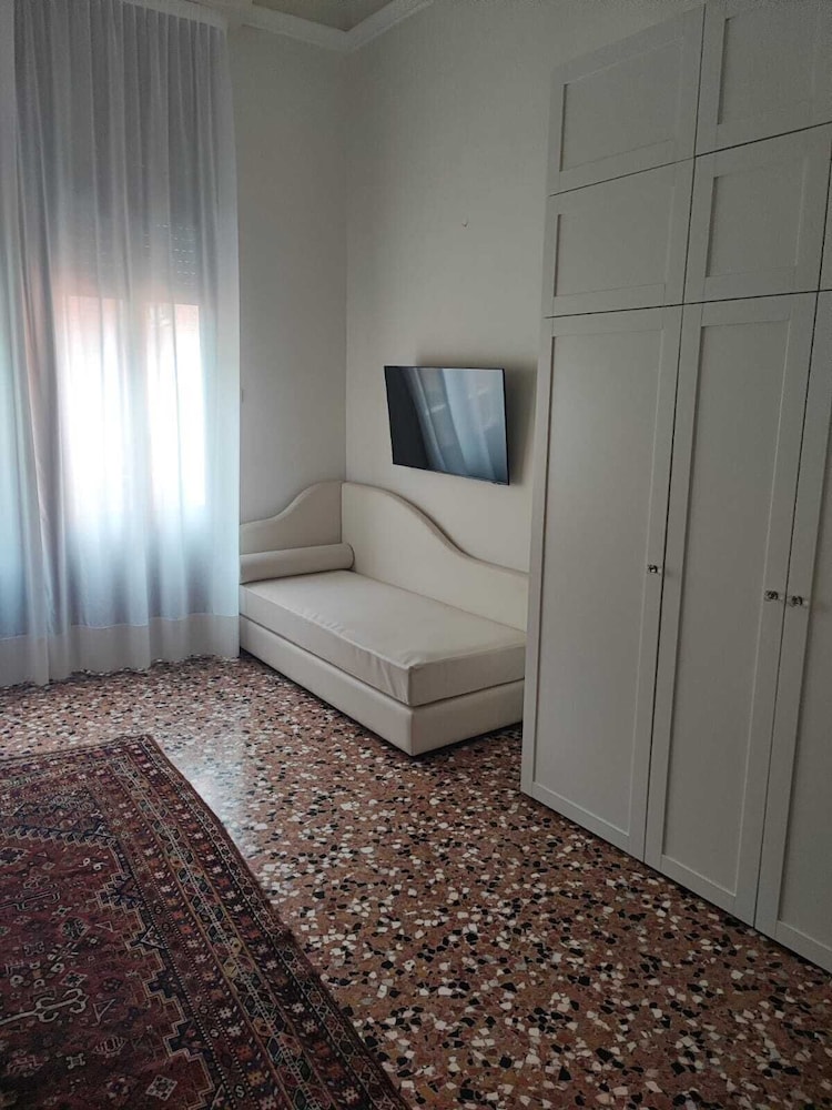 Classic Room, City View photo 2