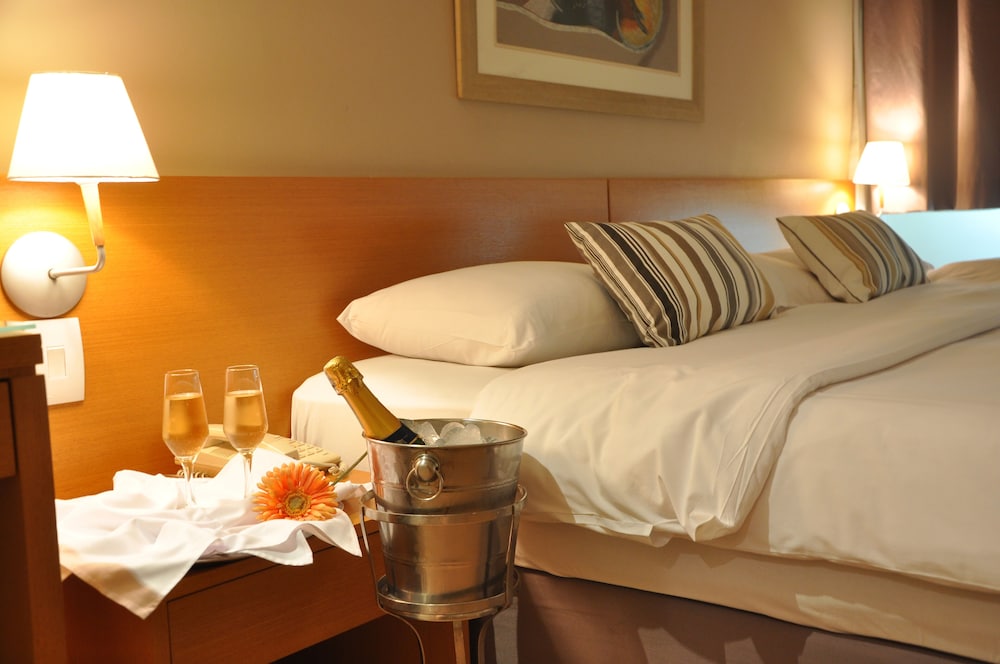 Suite, 1 Double Bed - Photo 1