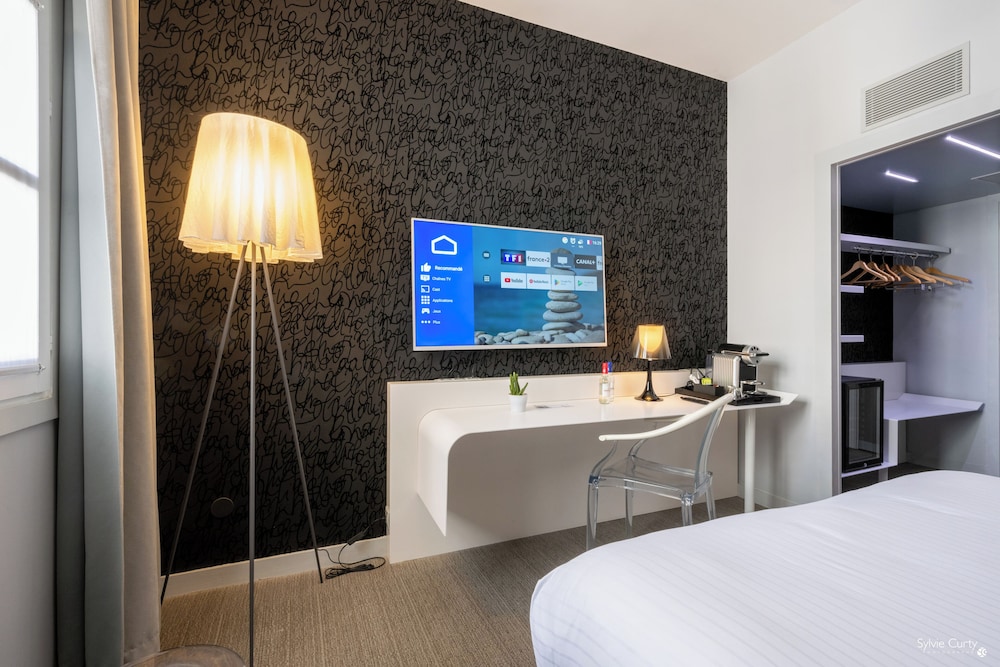Standard Room - Photo 1