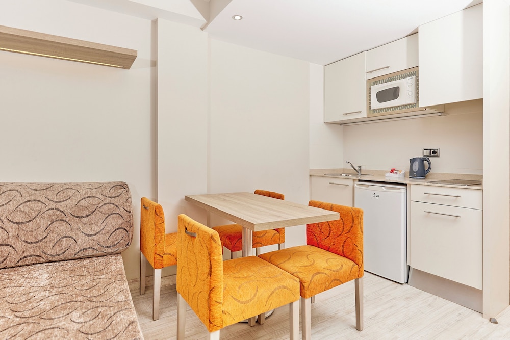 Family Apartment, 1 Bedroom thumbnail 5