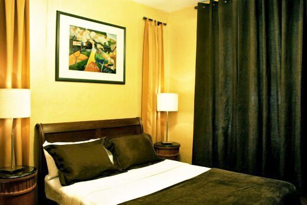 Traditional Room, 1 Queen Bed - Photo 4