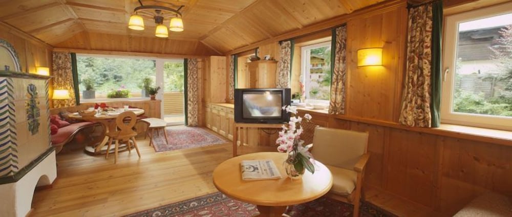 Apartment, 1 Bedroom, Balcony, Mountain View, photo 6