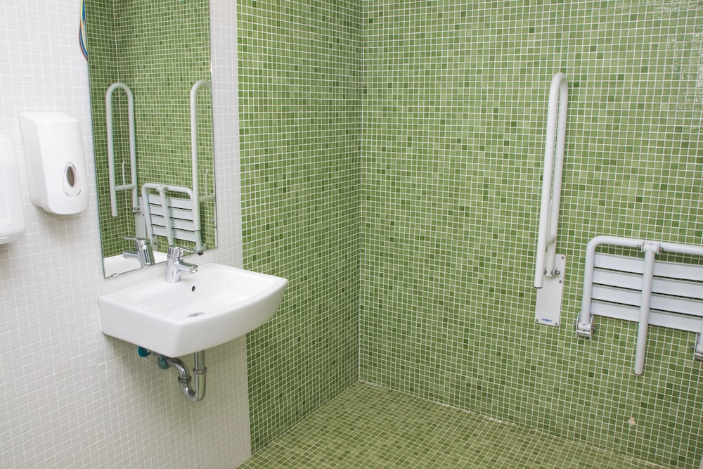 Standard Shared Dormitory, Women only, Private Bathroom (6 people) photo 2