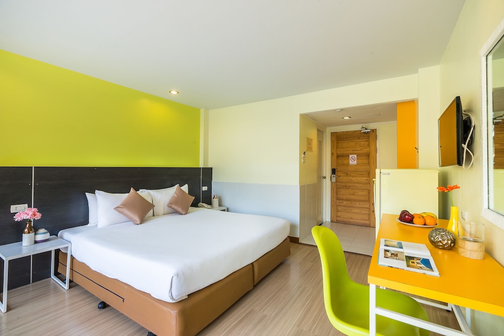 Deluxe Room - Photo 2