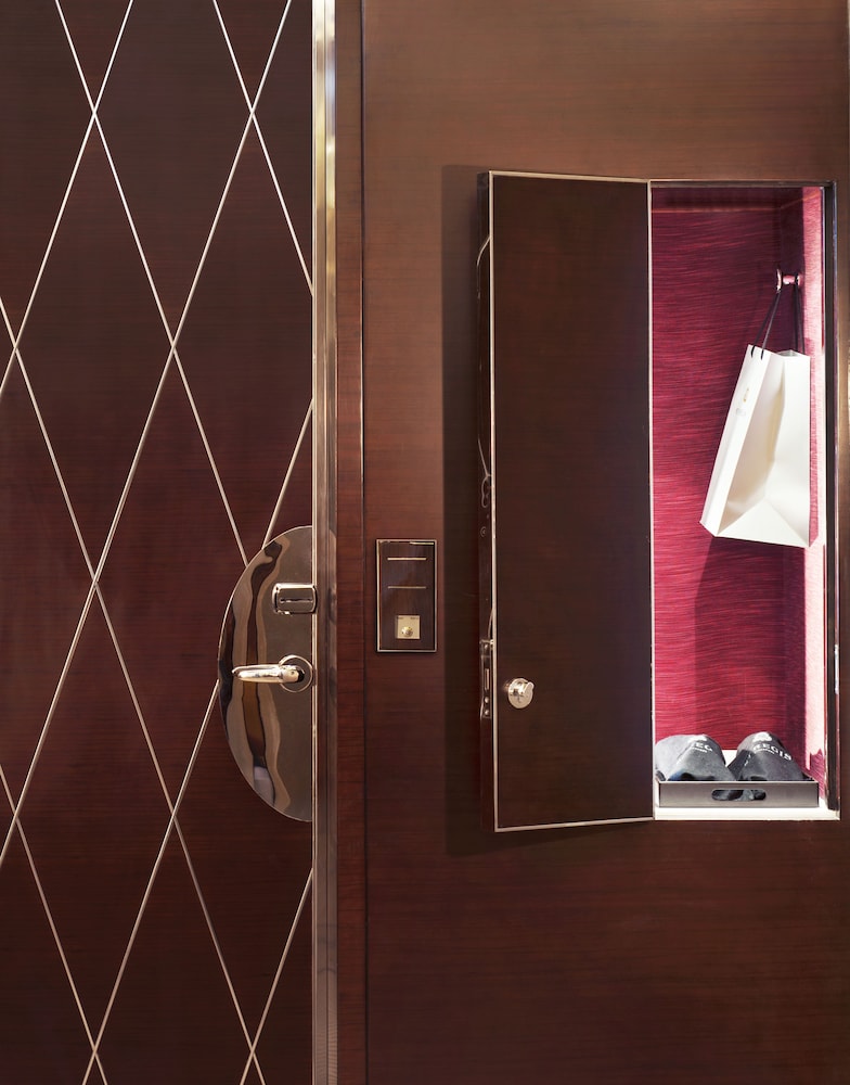 Suite, 1 Bedroom photo 2