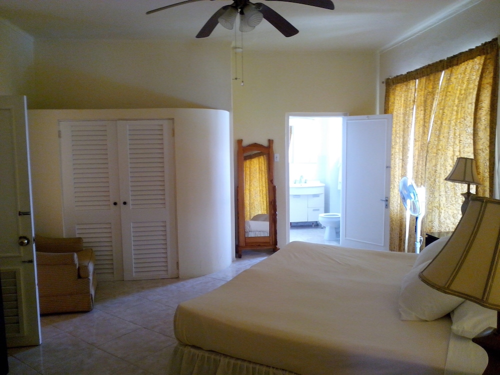 Premium Double or Twin Room, 1 Bedroom, Non Smoking, Ocean View with Air Conditioning