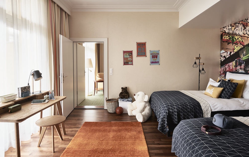 Family Room (Hof Ragaz) - Photo 1