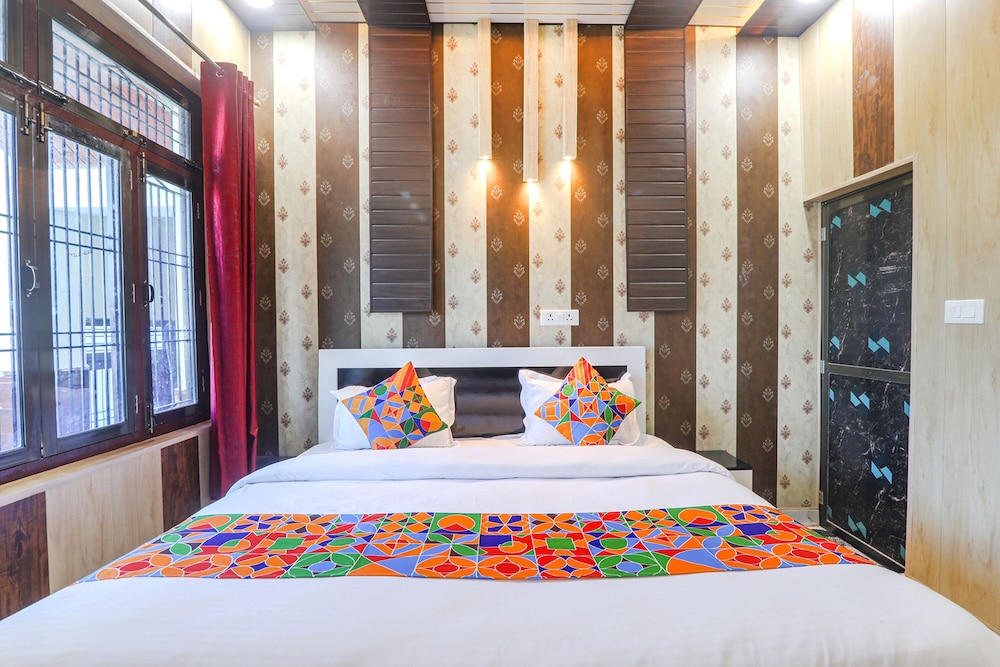 Deluxe Room - Photo 1