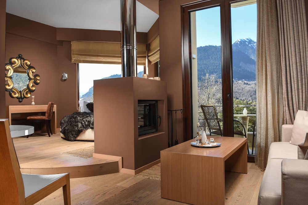 Honeymoon Suite, Mountain View photo 2