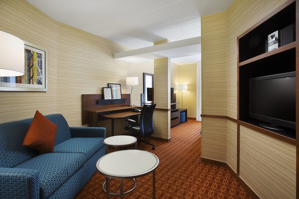 Junior Suite, 1 King Bed with Sofa bed