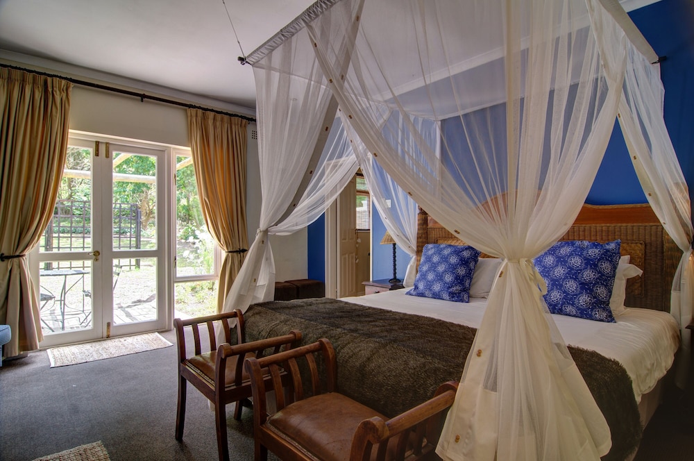 Manor House Junior Suite photo 3