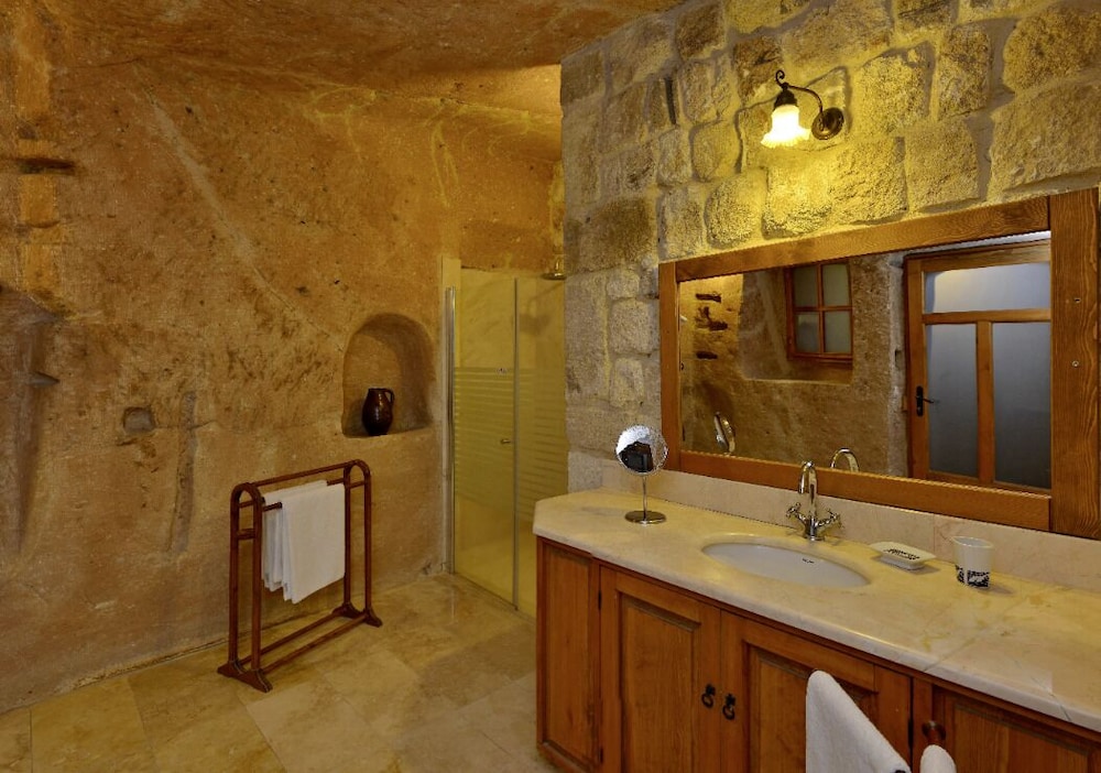 Tunnel Cave House photo 3