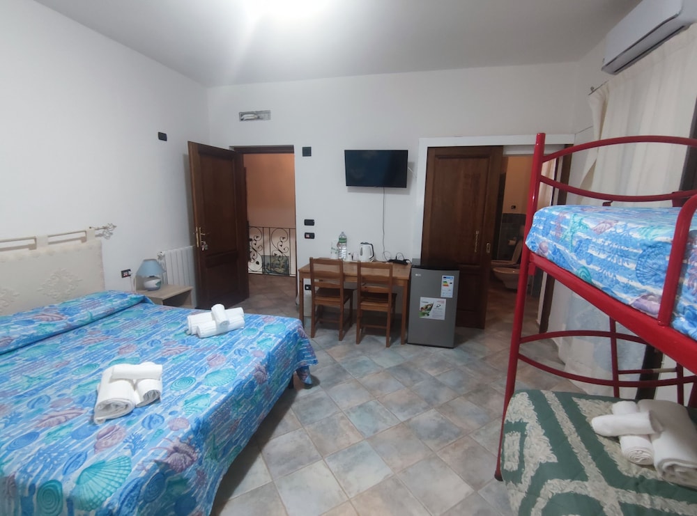Traditional Double Or Twin Room