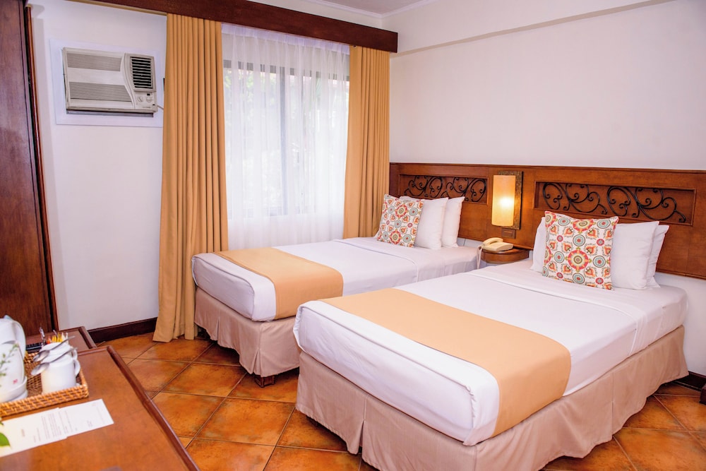 Standard Double or Twin Room photo 2